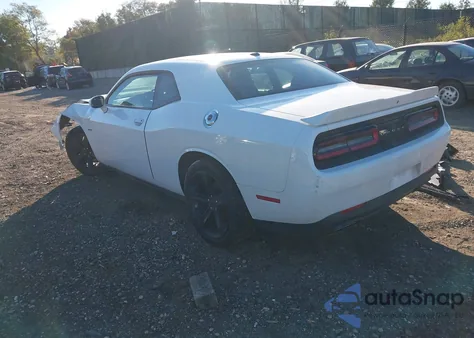 2018 Dodge Challenger R/T z USA, uszkodzony, nr VIN 2C3CDZBT3JH294394